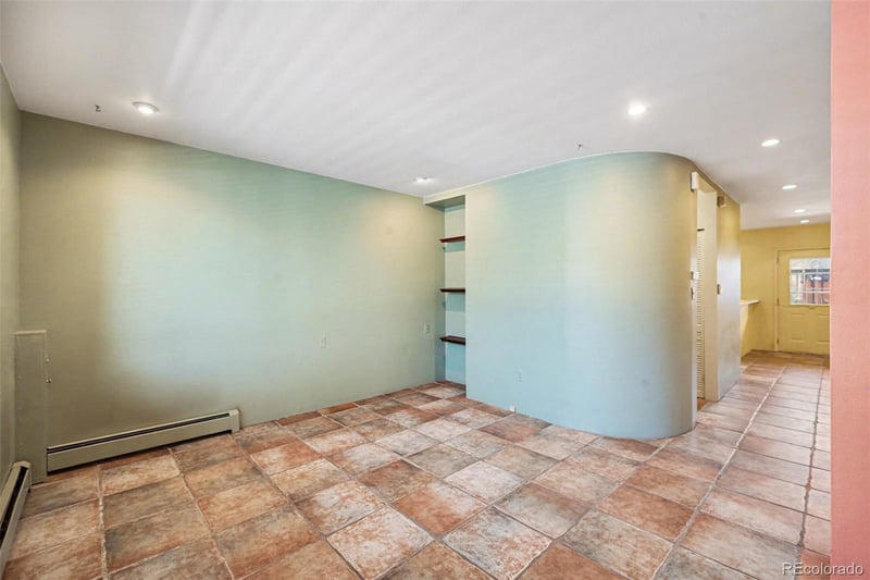 2222 Meade St, Denver, CO 80211