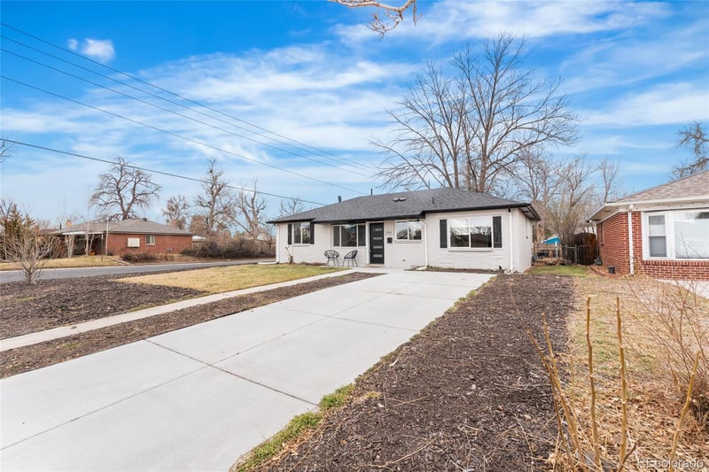 2901 Niagara St, Denver, CO 80207
