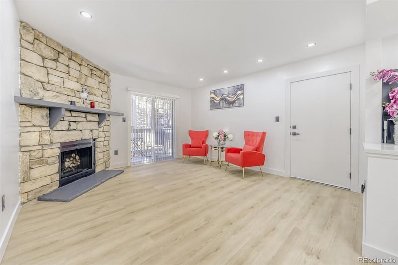 4400 S Quebec St #106W, Denver, CO 80237