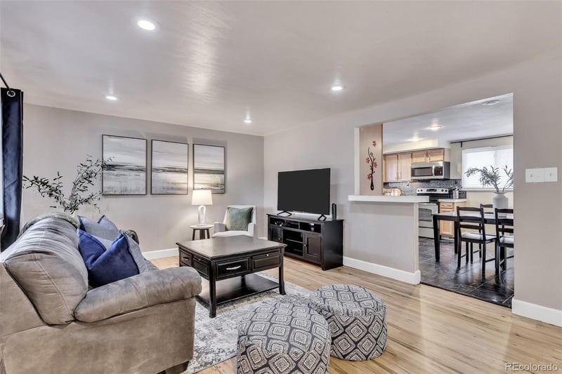 4971 W Hurst Pl, Denver, CO 80204