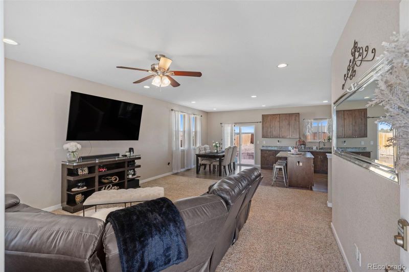 84 S 4th Ave, Deer Trail, CO 80105
