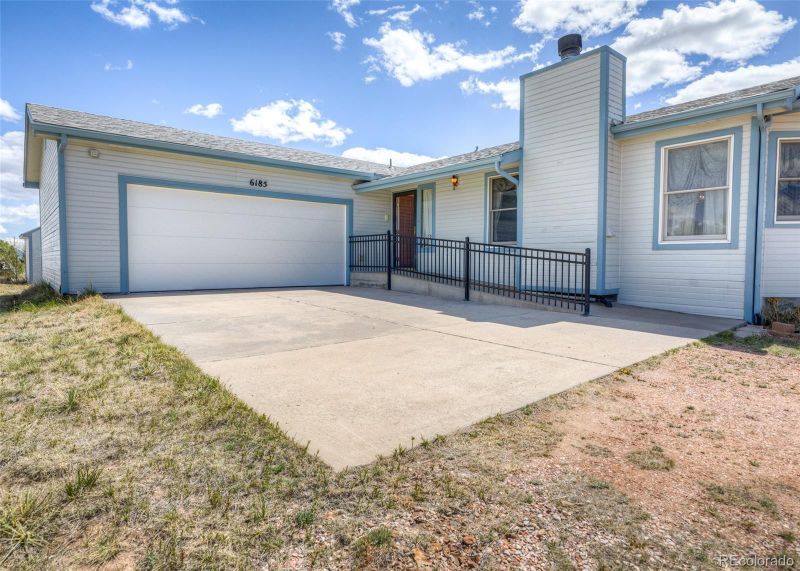 6185 Sayres Rd, Colorado Springs, CO 80927