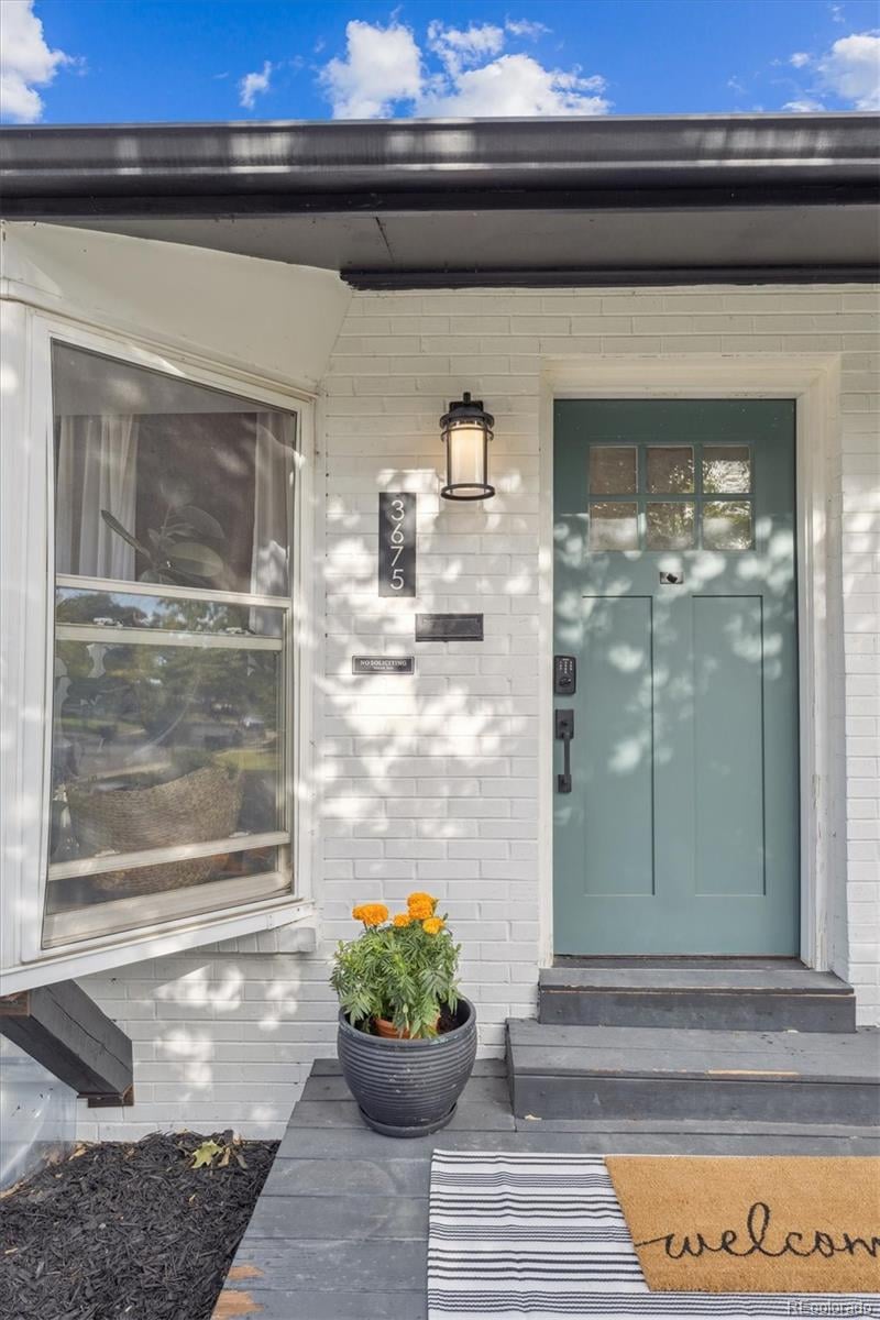 3675 S Hibiscus Way, Denver, CO 80237
