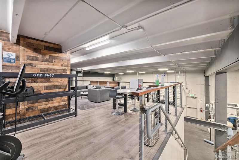 2111 S College Ave #J, Fort Collins, CO 80525