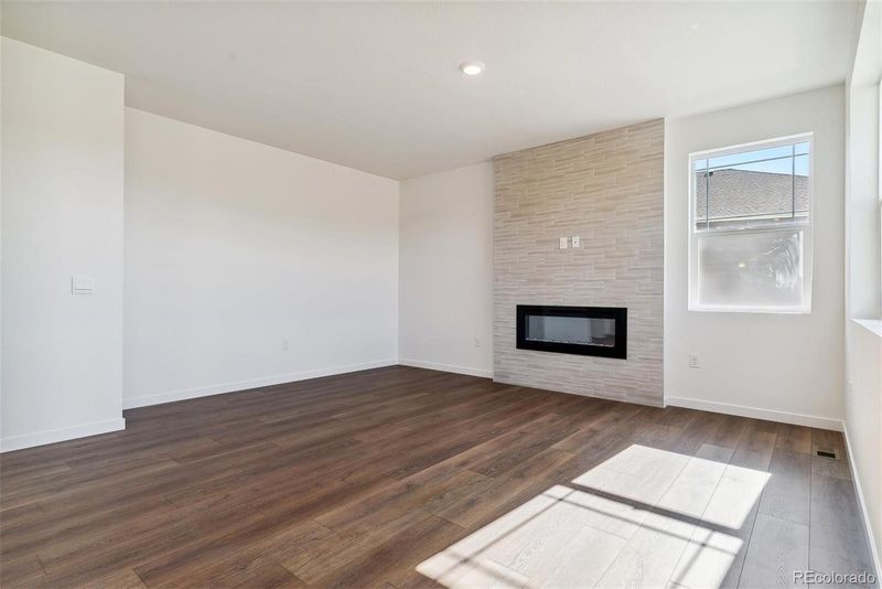 8645 E 132nd Pl, Thornton, CO 80602