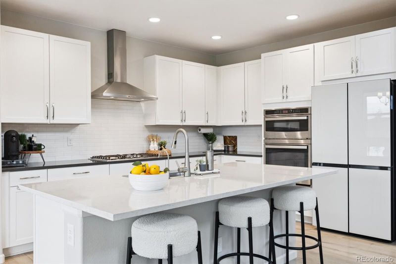 6374 Medera Way, Castle Pines, CO 80108