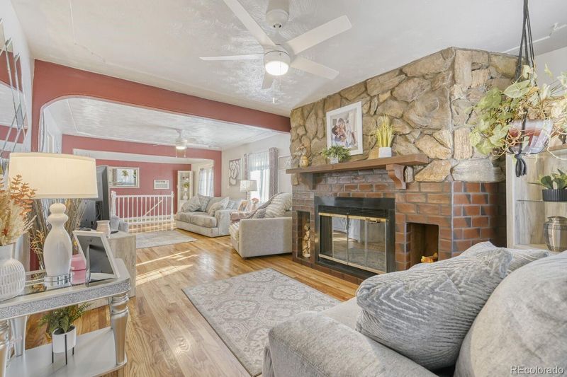 250 N 10th Ave, Brighton, CO 80601