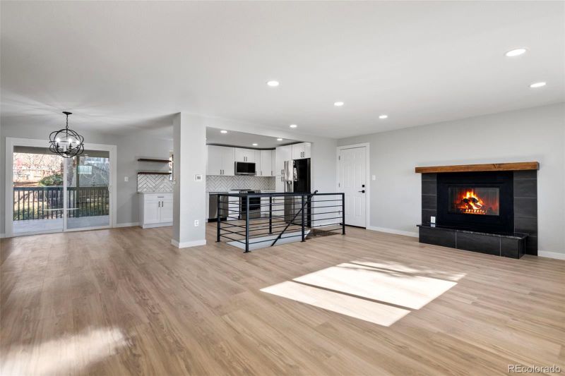 9227 W 67th Ave, Arvada, CO 80004