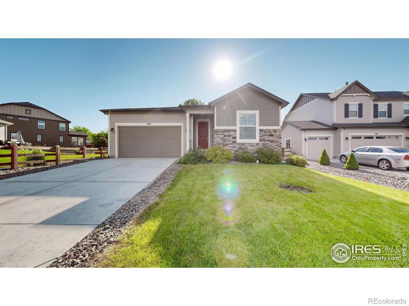 982 Blue Bell Rd, Berthoud, CO 80513