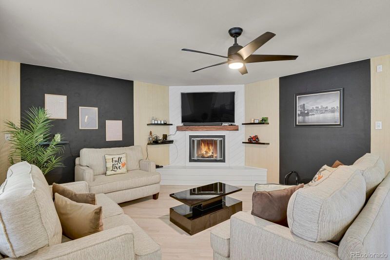 2687 S Pagosa St, Aurora, CO 80013