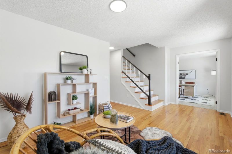 7061 S Glencoe Ct, Centennial, CO 80122
