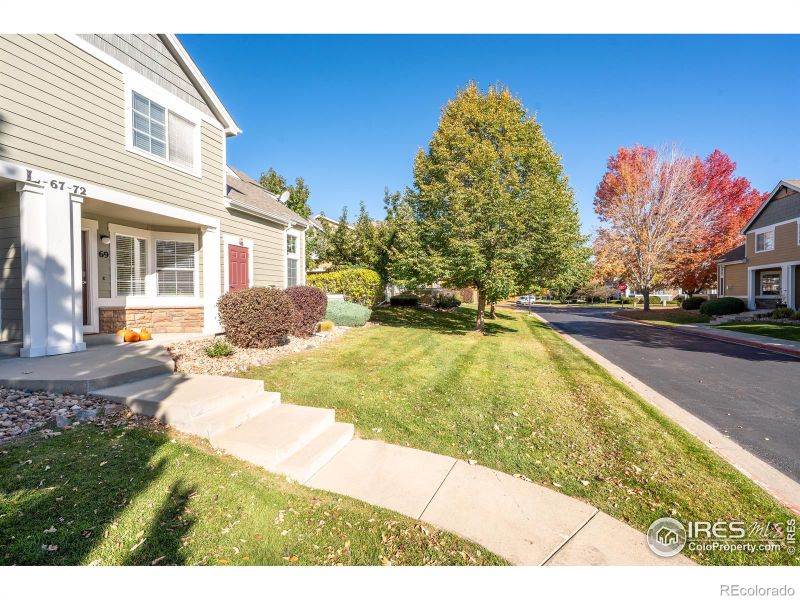 805 Summer Hawk Dr #L69, Longmont, CO 80504