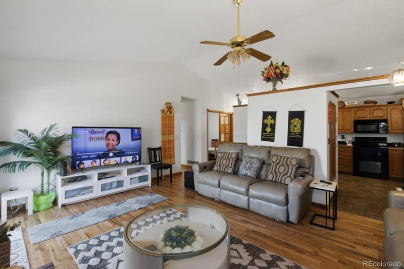18941 E Chaffee Pl, Denver, CO 80249