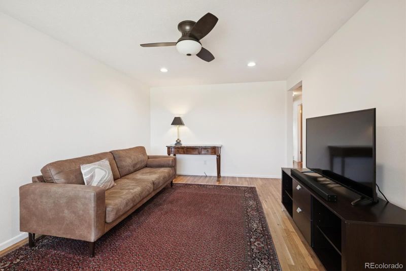 6245 Union Ct, Arvada, CO 80004