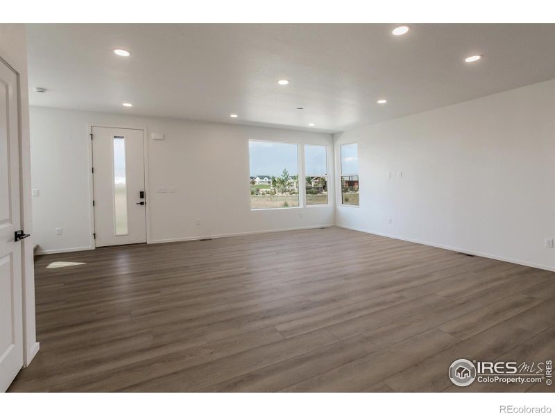 6126 Red Barn Rd, Timnath, CO 80547