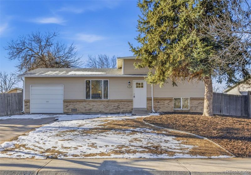 15636 E Floyd Ave, Aurora, CO 80013