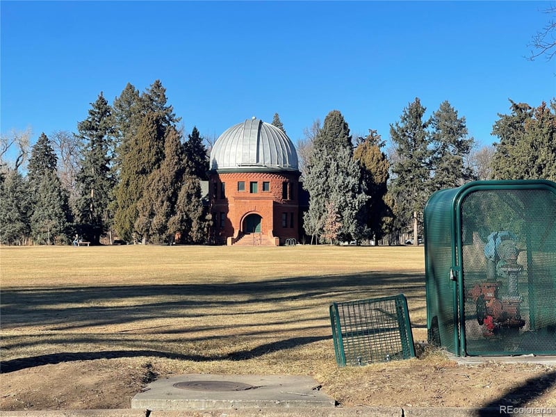 2301 S Saint Paul St, Denver, CO 80210