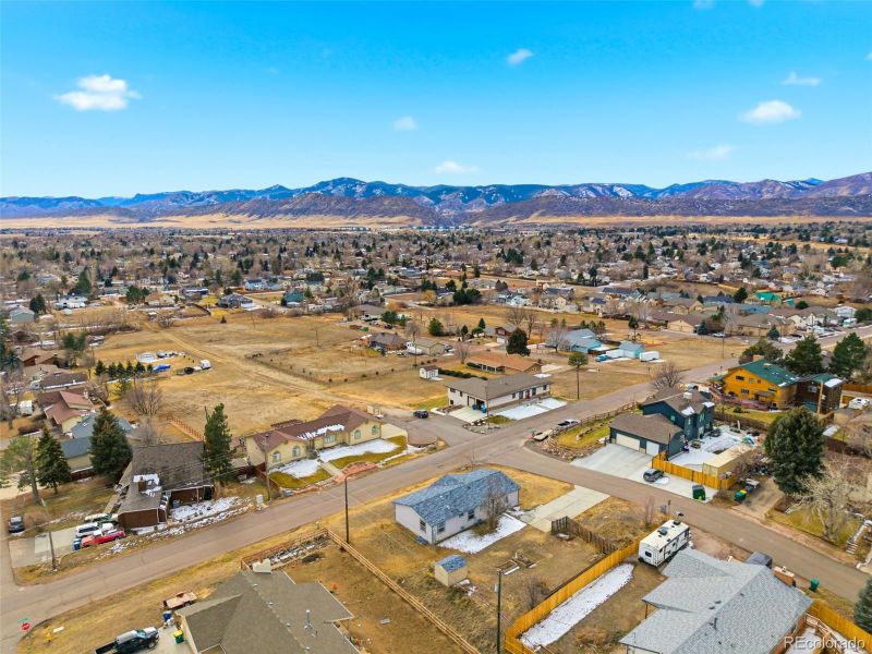 7692 S Estes Ct, Littleton, CO 80128