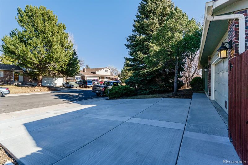 13920 W 74th Pl, Arvada, CO 80005
