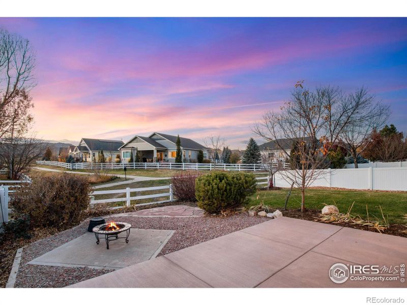 6839 Hancock Dr, Fort Collins, CO 80526