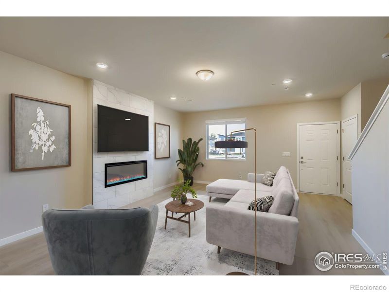 2858 Bear Springs Cir, Longmont, CO 80503