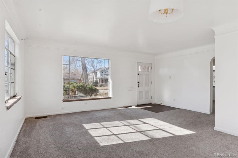 1696 S Downing St, Denver, CO 80210