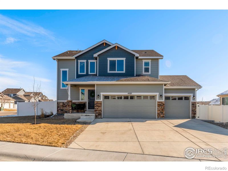 4527 Longmead Dr, Windsor, CO 80550