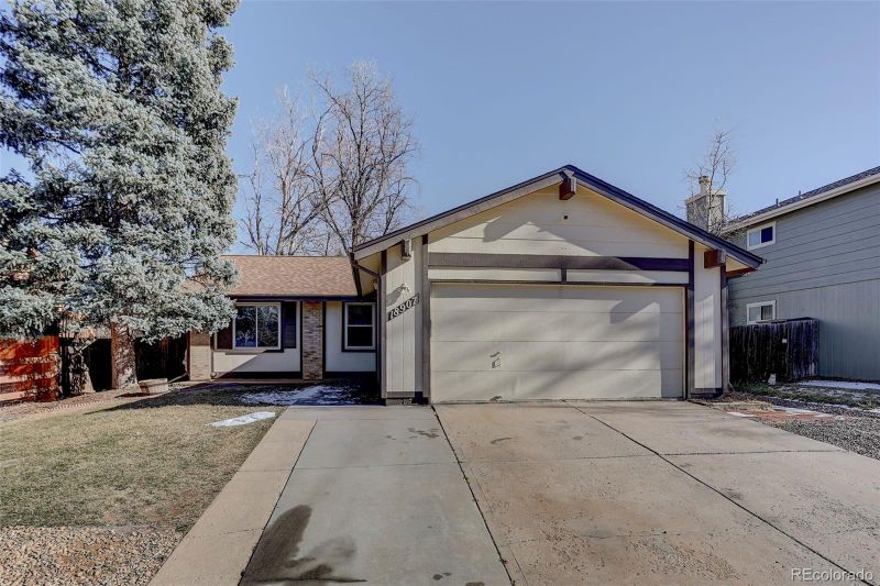 18907 E Loyola Cir, Aurora, CO 80013