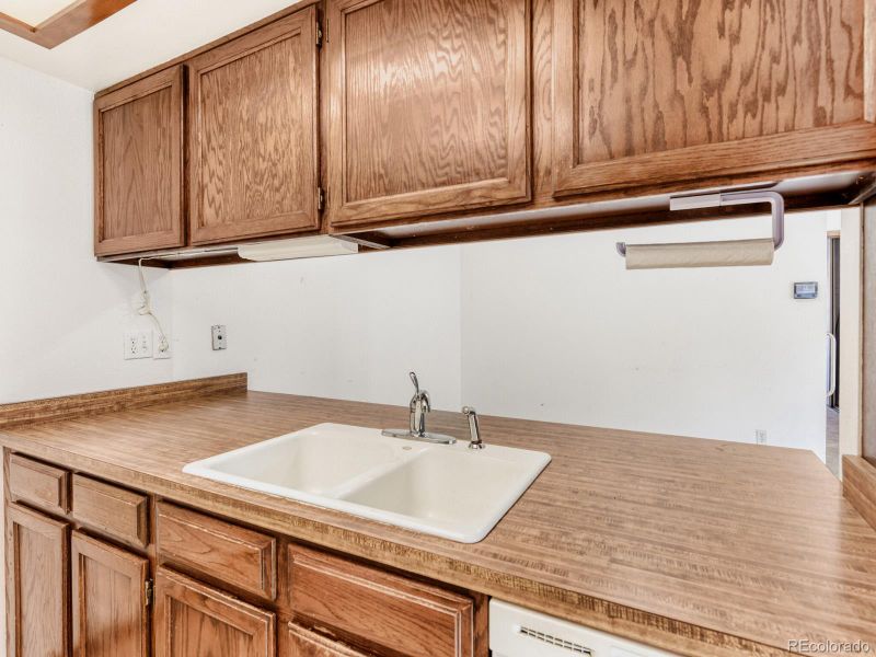 3818 S Evanston St, Aurora, CO 80014