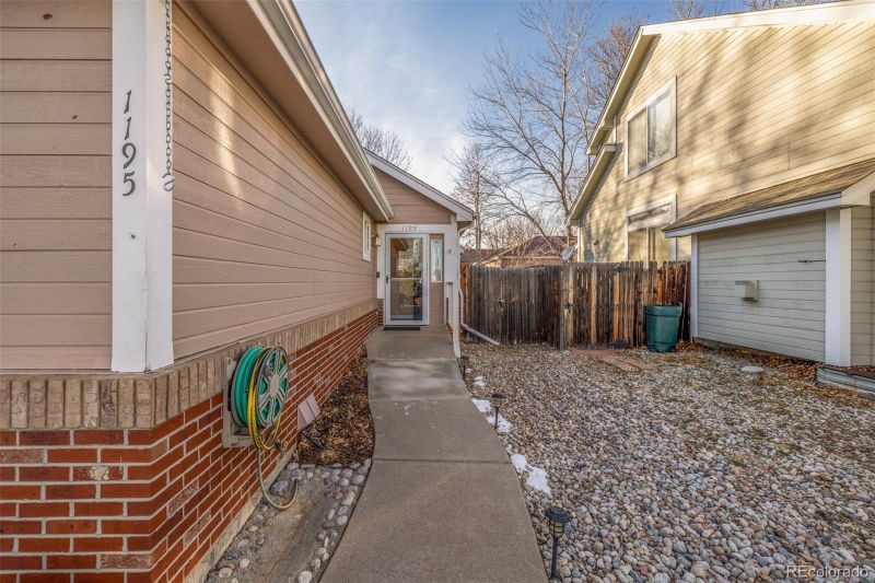 1195 S Allison St, Lakewood, CO 80232