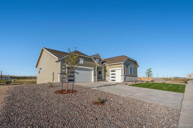 5531 Callaway Garden Dr, Elizabeth, CO 80107