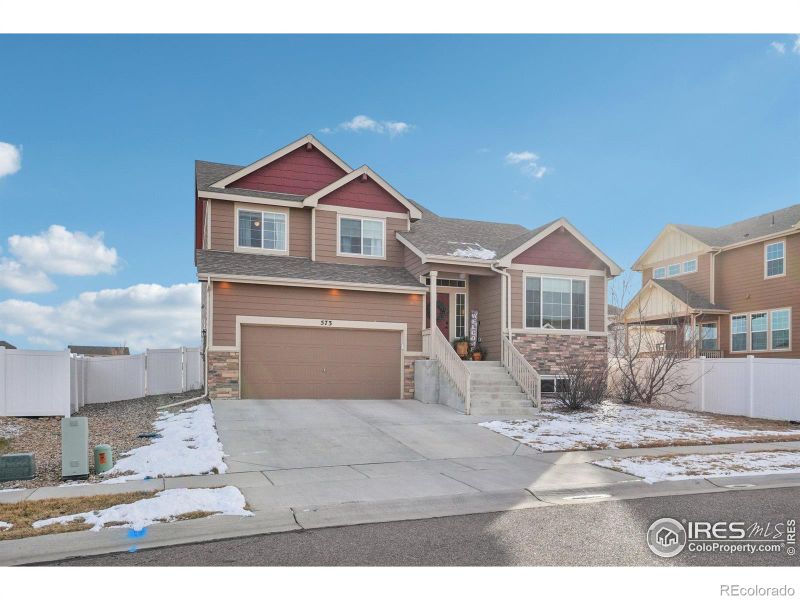 573 Ellingwood Pointe Dr, Severance, CO 80550