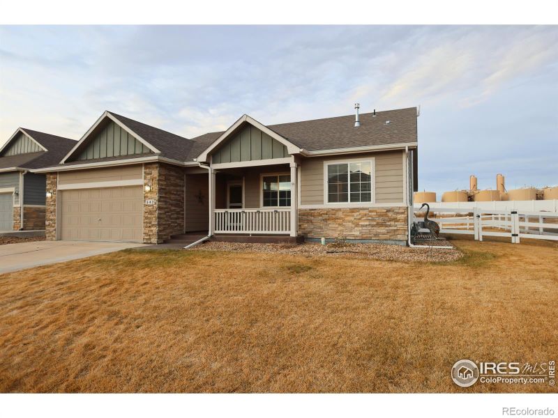 542 Cherryridge Dr, Windsor, CO 80550