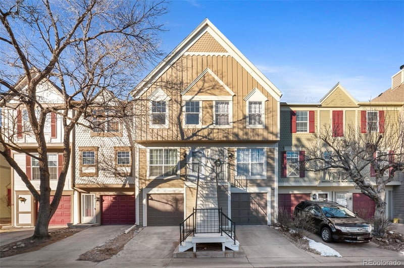1811 S Quebec Way #12, Denver, CO 80231