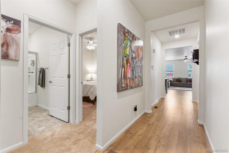 6037 N Halifax Ct, Aurora, CO 80019