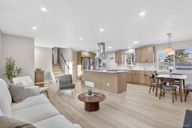 1282 S Jellison St, Lakewood, CO 80232