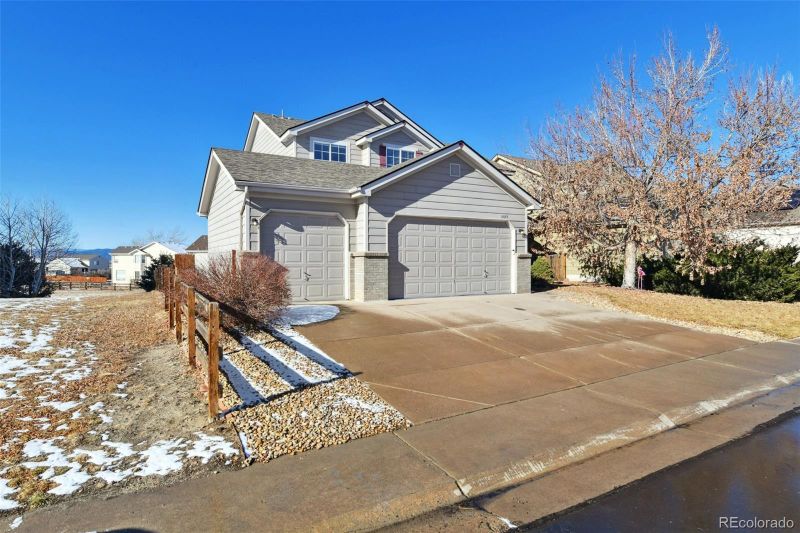 3697 Rawhide Cir, Castle Rock, CO 80104