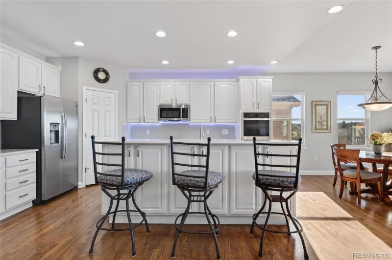22673 E Long Dr, Aurora, CO 80016
