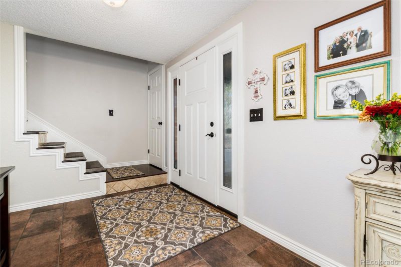 85 Prairie Ridge Rd, Highlands Ranch, CO 80126