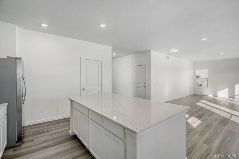 297 Mia Ln, Johnstown, CO 80534