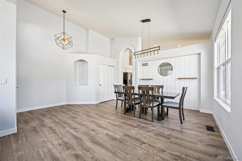 24486 E Louisiana Cir, Aurora, CO 80018