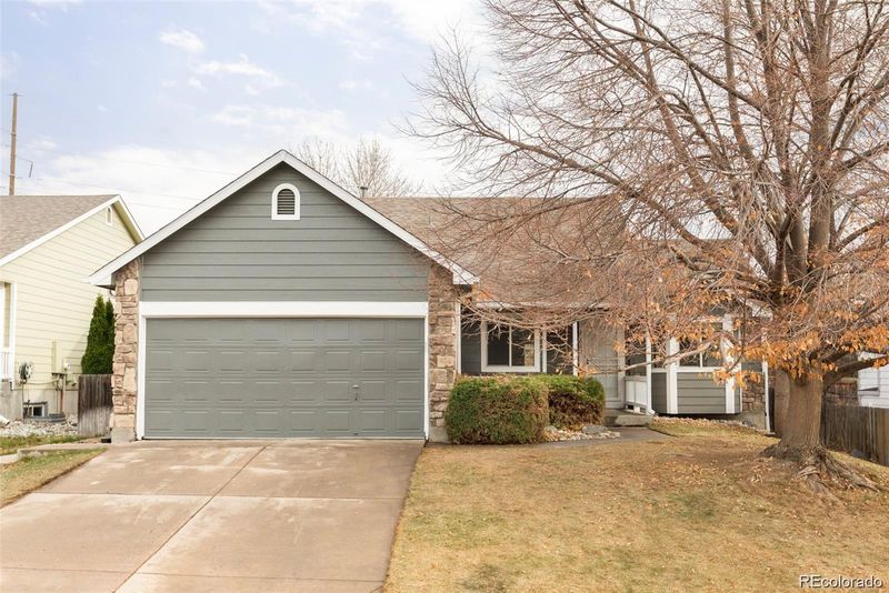 20063 E Tufts Dr, Centennial, CO 80015