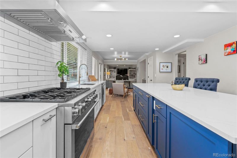 8680 W 84th Ave, Arvada, CO 80005