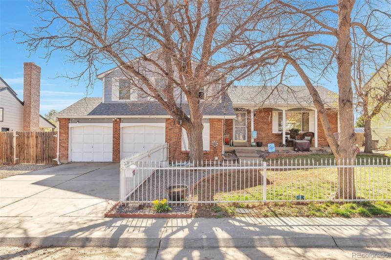 2079 S Quintero St, Aurora, CO 80013