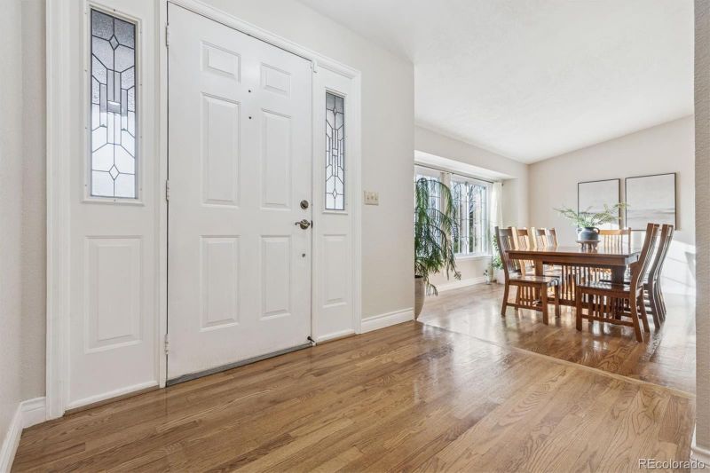 8623 S Woody Way, Highlands Ranch, CO 80126