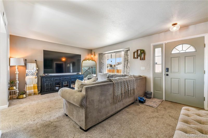 8141 Sedgewick Dr, Colorado Springs, CO 80925