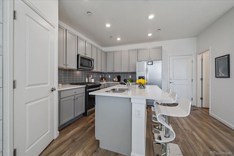 12572 Boggs St, Parker, CO 80134