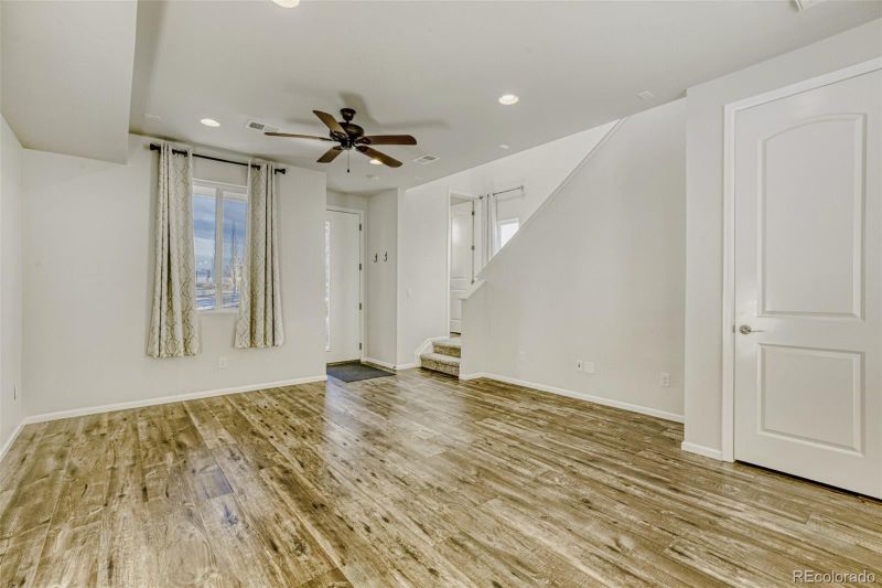 23626 E 5th Pl, Aurora, CO 80018
