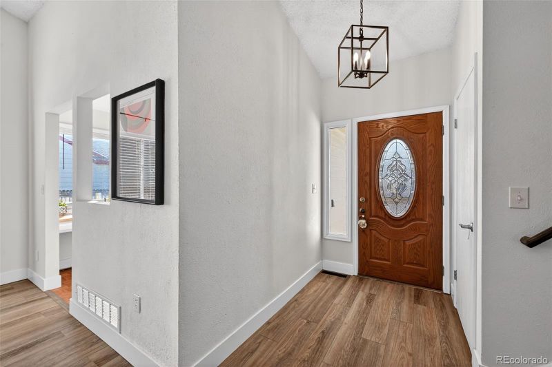 7586 Chase St, Arvada, CO 80003