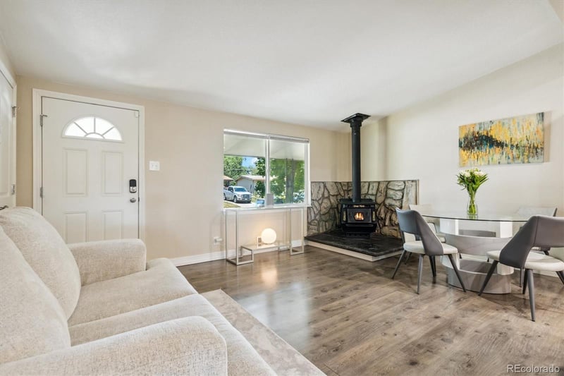 7880 Valley View Dr, Denver, CO 80221